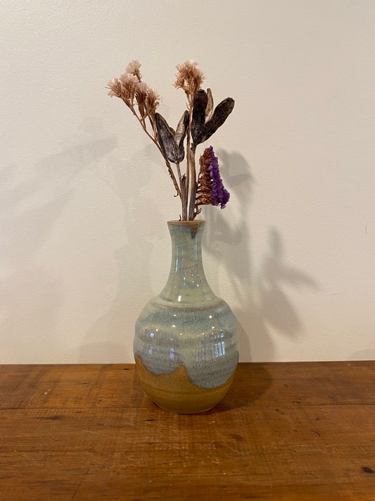 Bud vase