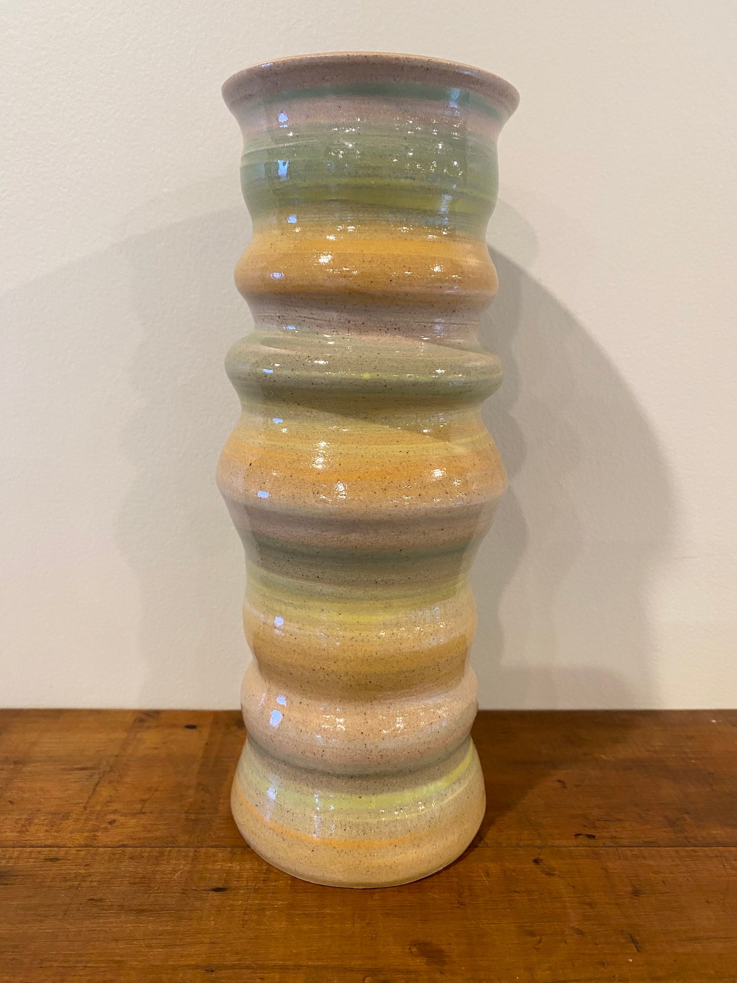 Pastel vase