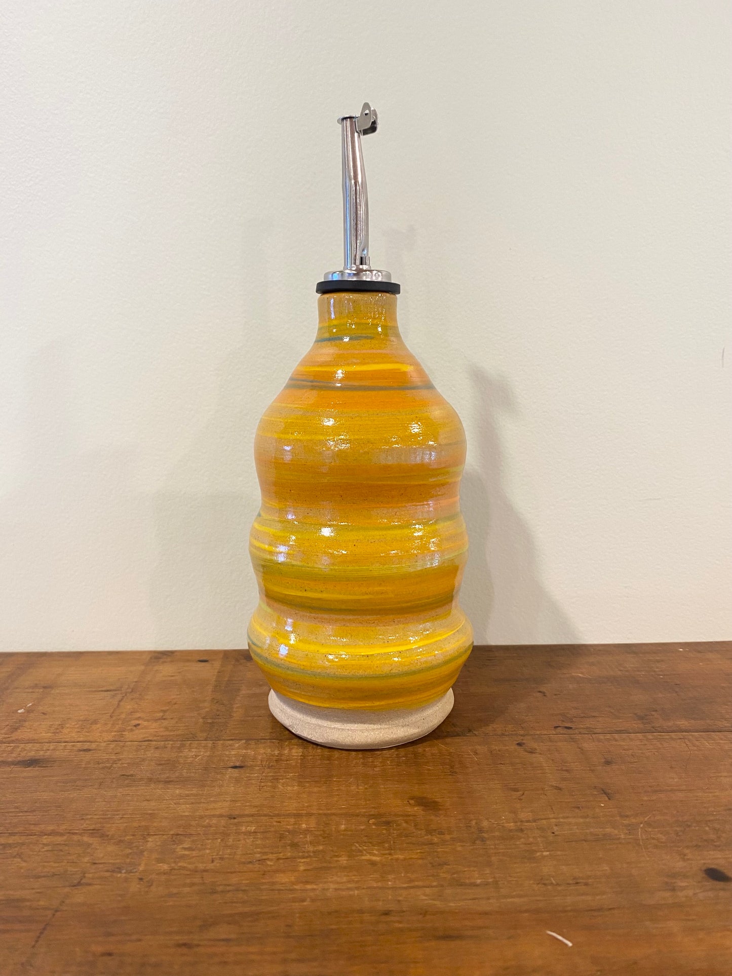 Sunny stripe oil bottle