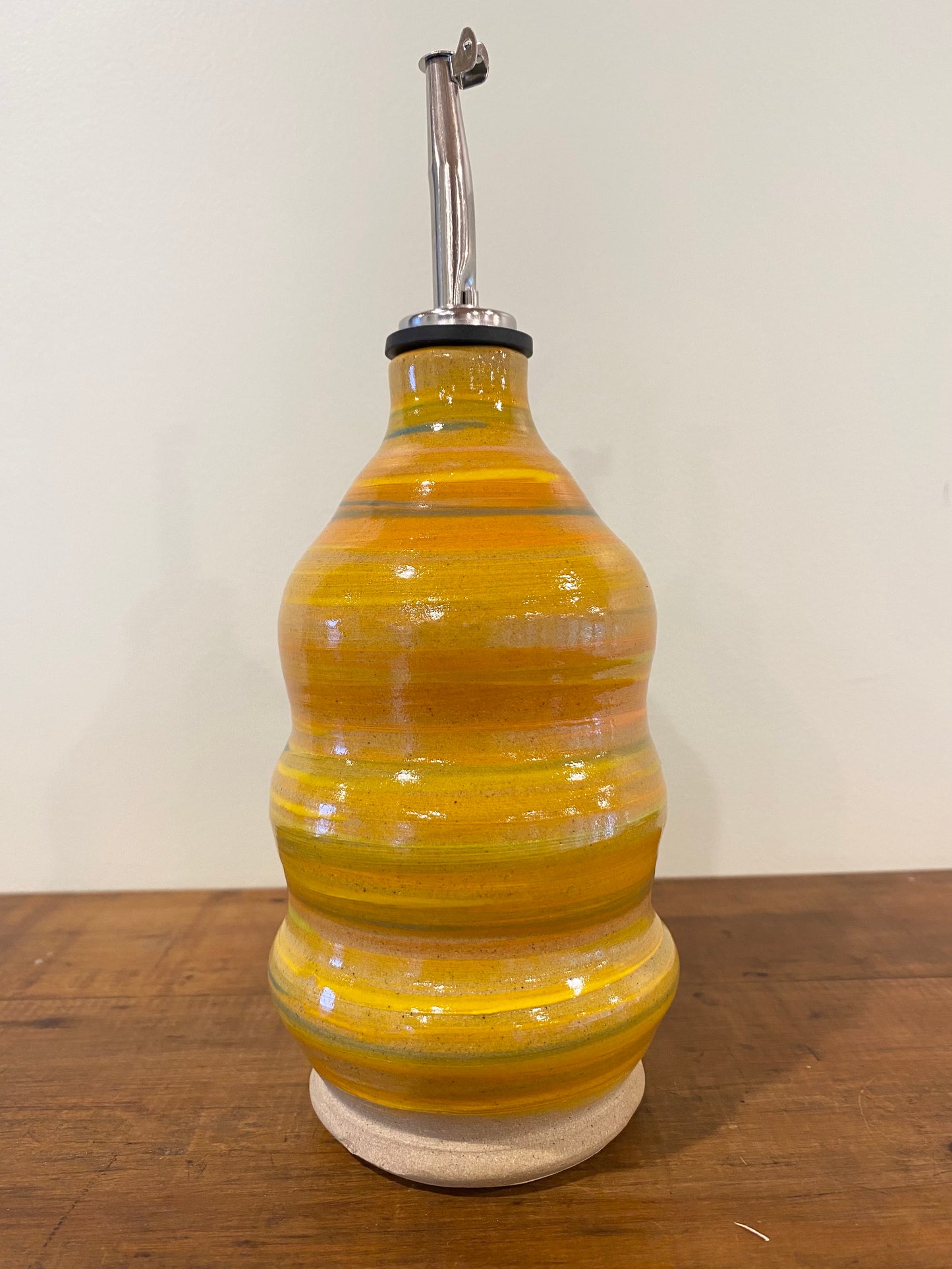 Sunny stripe oil bottle