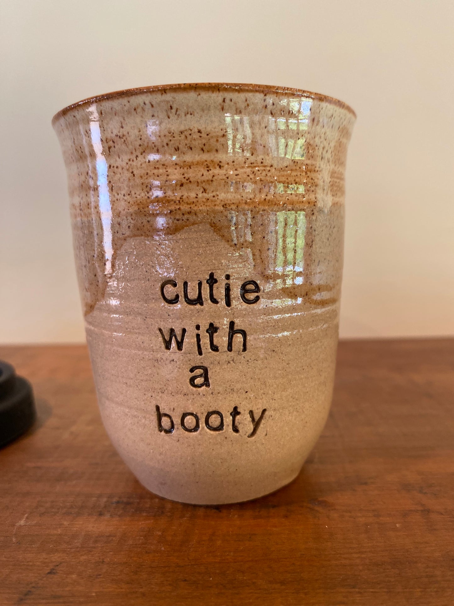 Cutie with a booty Regular Keep Cup