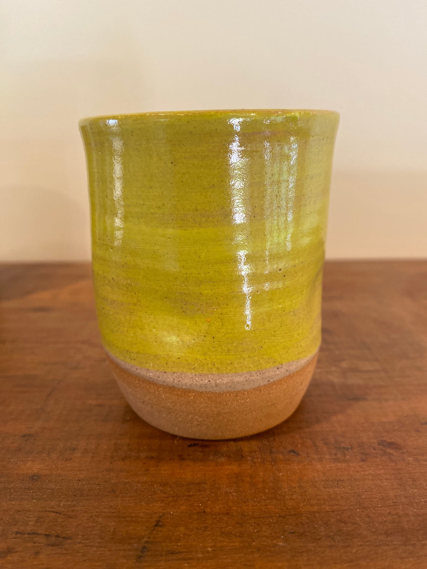 Thumb grip tumbler lime Small